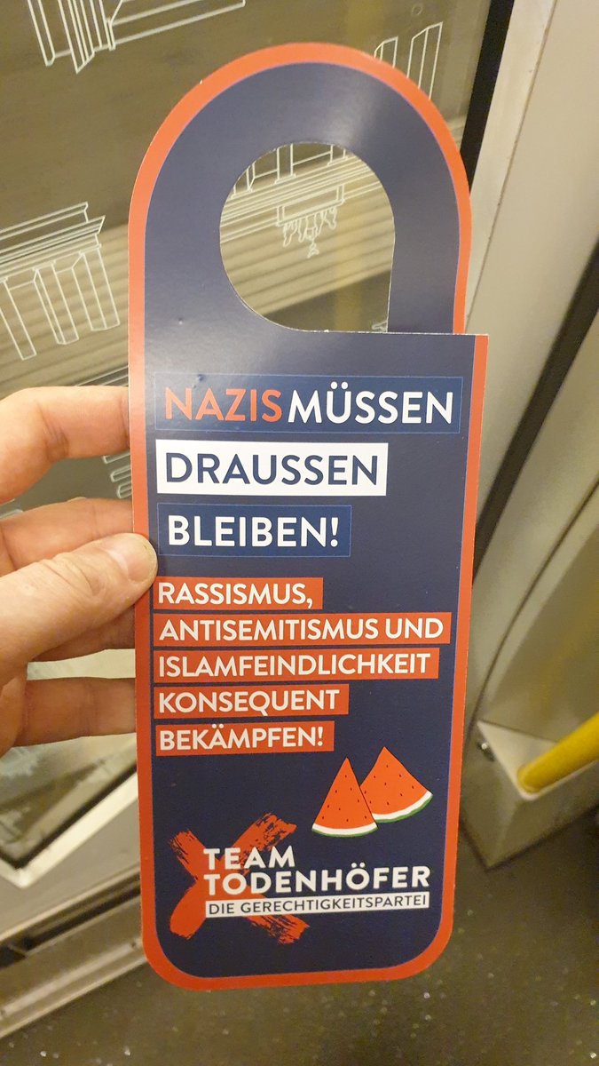 reclaimrosalux1's tweet photo. lol #teamtodenhöfer, die mit #schwurbel wie #noBasis und anderen antisemit*innen zusammenarbeiten werben massiv für die #wahlwiederholung morgen in berlin. #b1102 #btw24 https://t.co/Kv0j00Hyt6