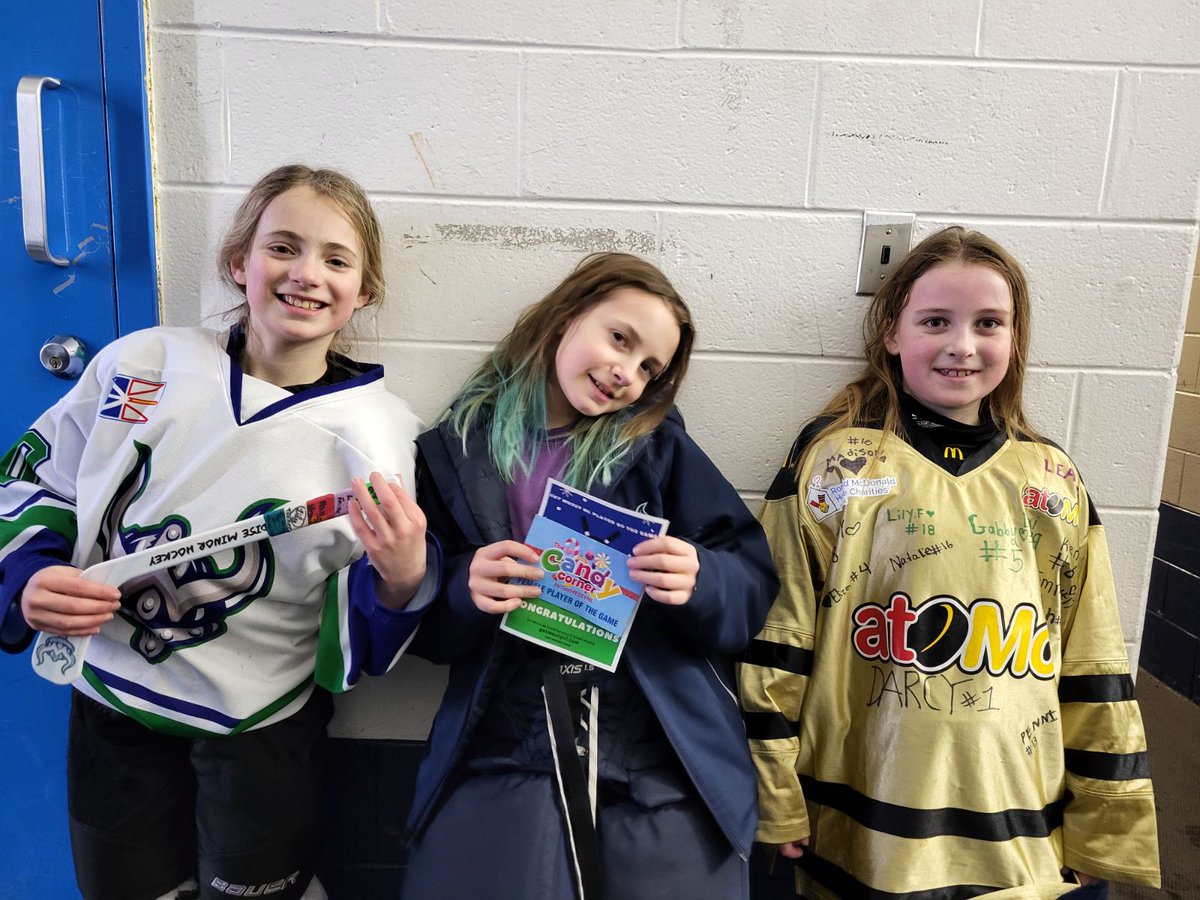 A big win against our friends from CBR for our Gu11 T1 @PmhaWarriors . Our slick stick was Madison Whiterall, Get Messy POG is Darcy Baldwin for our shutout and Golden Jersey was Leah Warren! Great work girls! 💪