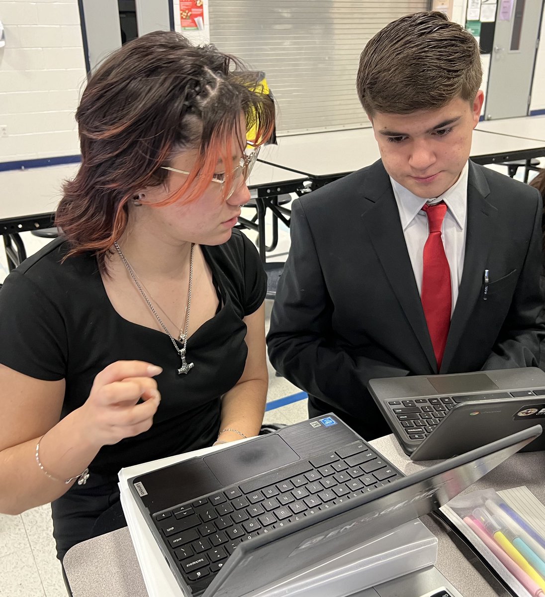 HanksDebate's tweet photo. “It ought be illegal to wake up this early” as stated by a Hanks debater👩⚖️👨🏽⚖️ These Knights have shown up at 7AM to argue their points in UIL CX DEBATE Districts‼️ Can these debaters survive these long rounds of debate⁉️ Stay tuned… #UILCX #UILdistricts #HanksKnights #CXdebate https://t.co/ZgbsWuAgtJ