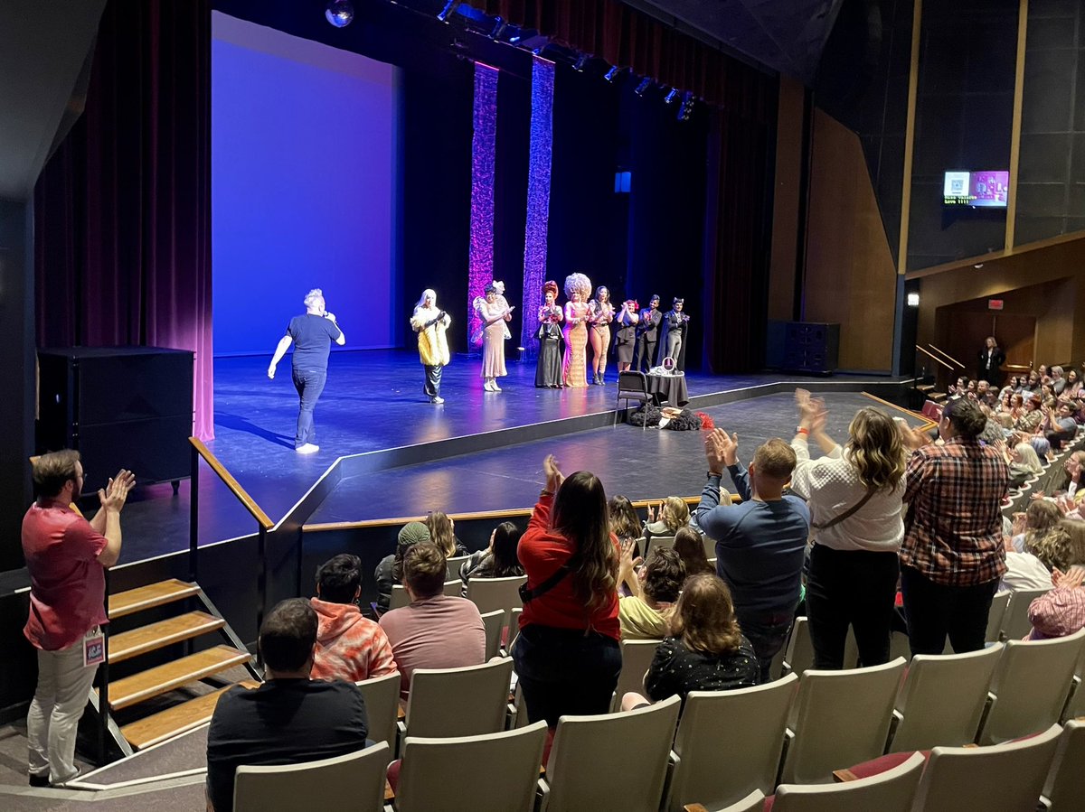 GraceBerumen's tweet photo. Finally got to experience my first K-State Drag Show 💜 So much talent, hard work and volunteers make this a night to remember! 
#kstate
#wildcats
#kstatedragshow
#kstatedragshow2024
#onekstate
#ilovedragqueens https://t.co/VTWY4ssvF9