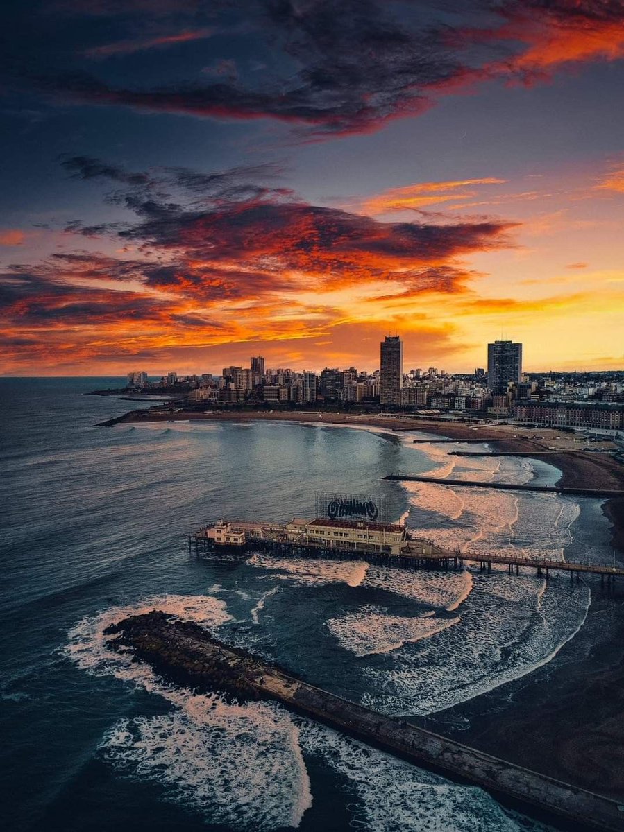 Felices 150 años a la ciudad más linda del país! @MarDelPlataARG @munimardelplata