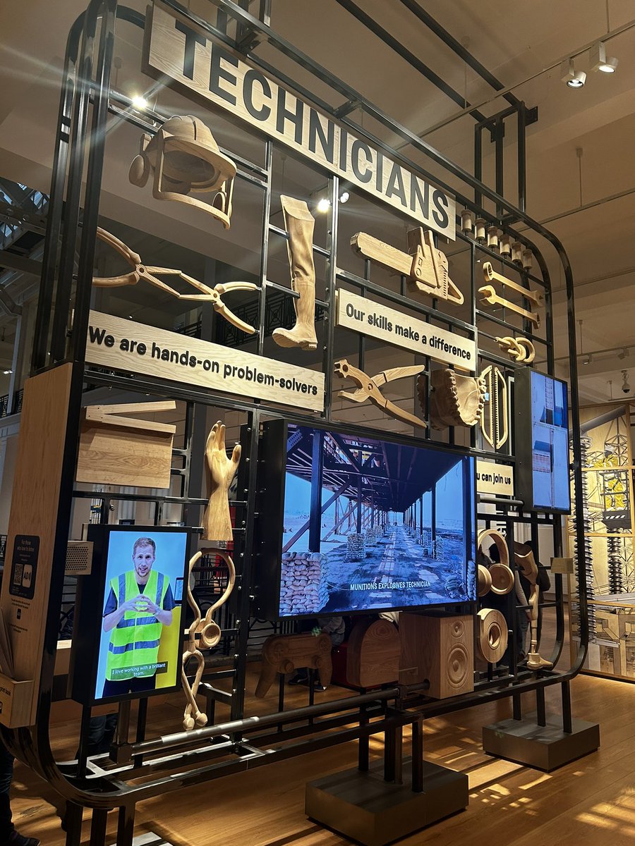 DTBedwasHigh's tweet photo. Final stop Science museum! https://t.co/waq2Dnl1bn