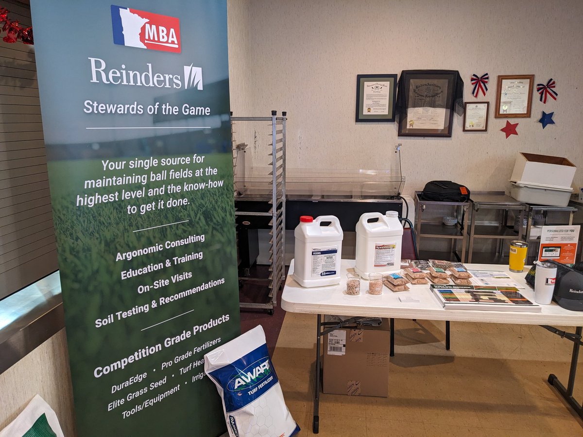 MinnBaseball's tweet photo. @Reindersinc, @beaconathletics and @DuraEdge starting the morning out today in a packed room in St Cloud! https://t.co/DQwRZfwUgP