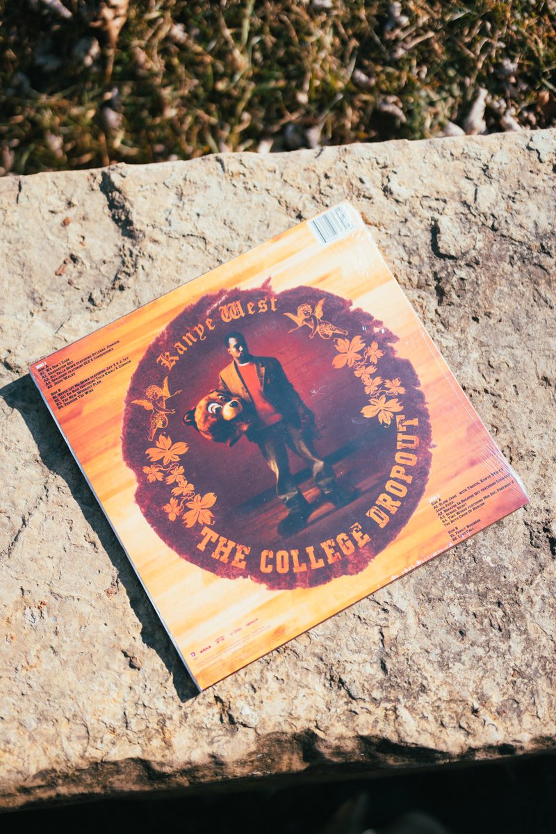 BradRamanah's tweet image. 20 years ago, music was changed forever 
.
.
.
.
#kanyewest #kanye #collegedropout #thecollegedropout #20years #20yearsold #ye #college #dropout #20yearanniversary #allfallsdown #jesuswalks #throughthewire