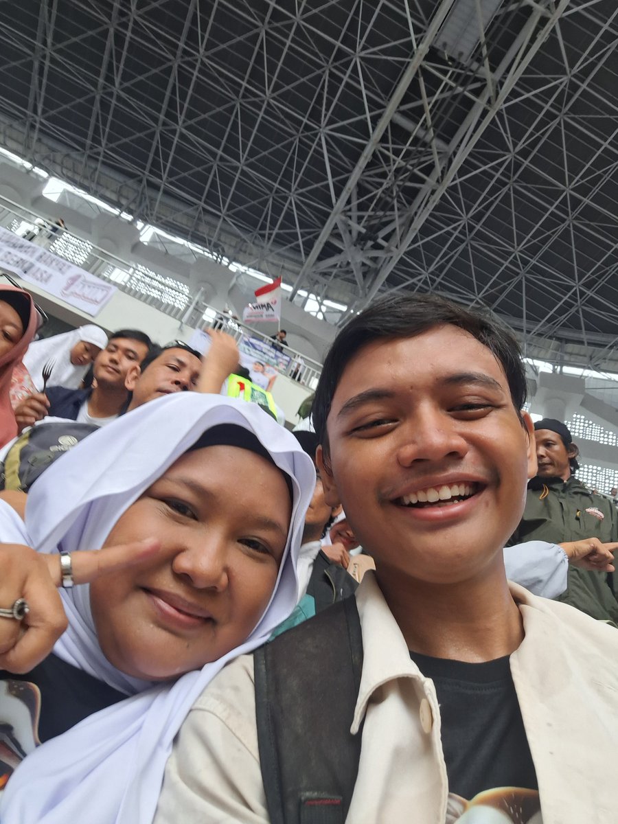 Langs0403's tweet photo. Gw real dateng ya,itu status di ig gw pribadi ini gimana ceritanya udah panas²an ada yang dibayar? https://t.co/CNEMS6gcu2