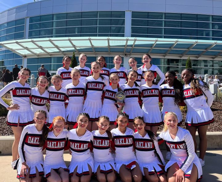 A BIG CONGRATS to our OMS Cheerleaders! They are moving on to the Finals at Nationals! Theybtake the mat tonight!