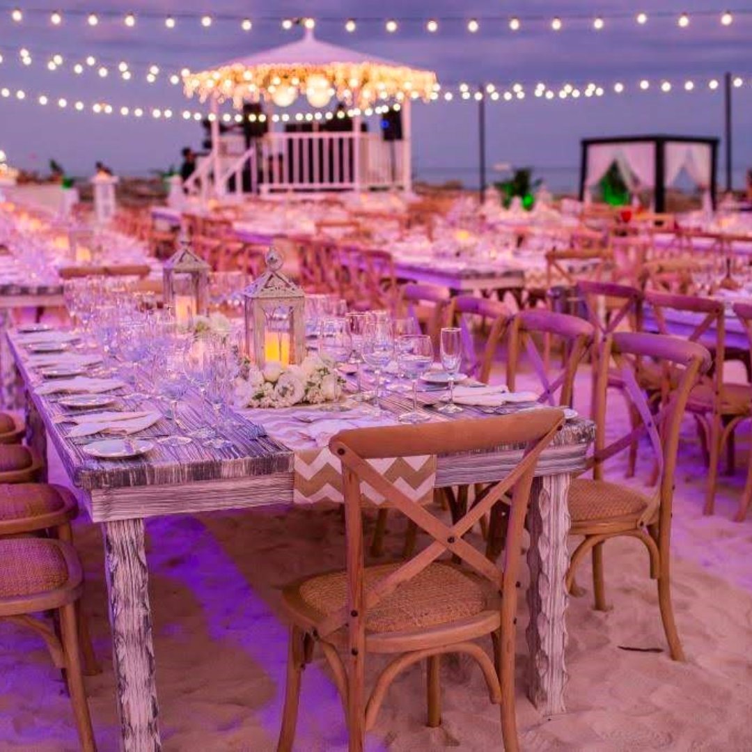romancetravelgp's tweet image. Table runners offer endless options and countless ways to transform your reception!💖
Check out our Page to discover our favorite ideas - from glamorous to minimal, find your perfect style.✨
#TableRunners #ReceptionTransformations #EventDecor #GlamorousEvents #MinimalistStyle
