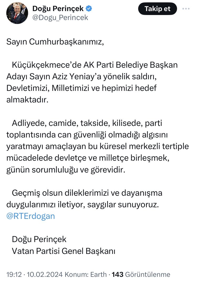 dilekmekci's tweet photo. 📌 Ülkedeki örtbas ve kumpas yargısının, hukuksuzluğun, huzursuzluğun baş mucitlerinden Doğu Perinçek; Sayın Cumhurbaşkanı Recep Tayyip Erdoğan’ı etiketleyerek son dönemdeki provokatif saldırılara ilişkin bir tweet attı ve sonra hemen tweeti sildi. 

📌 Aynı tweeti başlangıç kısmına “Sayın Recep Tayyip Erdoğan,  Türkiye Cunhurbaşkanı, Ak Parti Genel Başkanı” ibarelerini ekleyerek tekrar attı ve bu kez Sayın Cumhurbaşkanı Recep Tayyip Erdoğan’ı etiketlemedi.

📌 Doğu Perinçek’in tweetinin anlamını ve amacını yorumlamıyorum, kamuoyunun takdirine bırakıyorum…