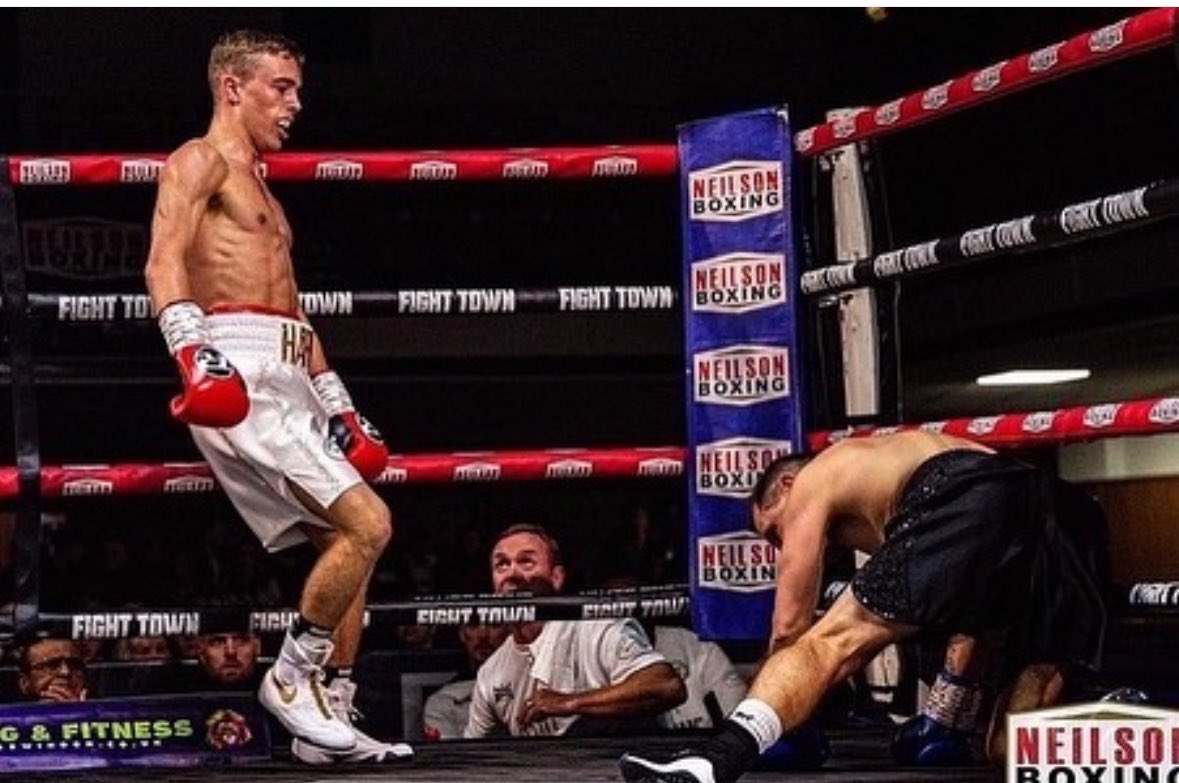 ❗️FIGHT NEWS❗️

 2nd March 
 
Laura trott leisure centre 
Cheshunt Enfield 
EN8 9AY 

Tickets are £60 standard
Ringside £100 

Contact me for tickets on all socials 🎟️ 
#teammullins 

<a href="/Sammboxing/">Churchills Boxing Gym</a> <a href="/SamKynoch/">Sam Kynoch</a>