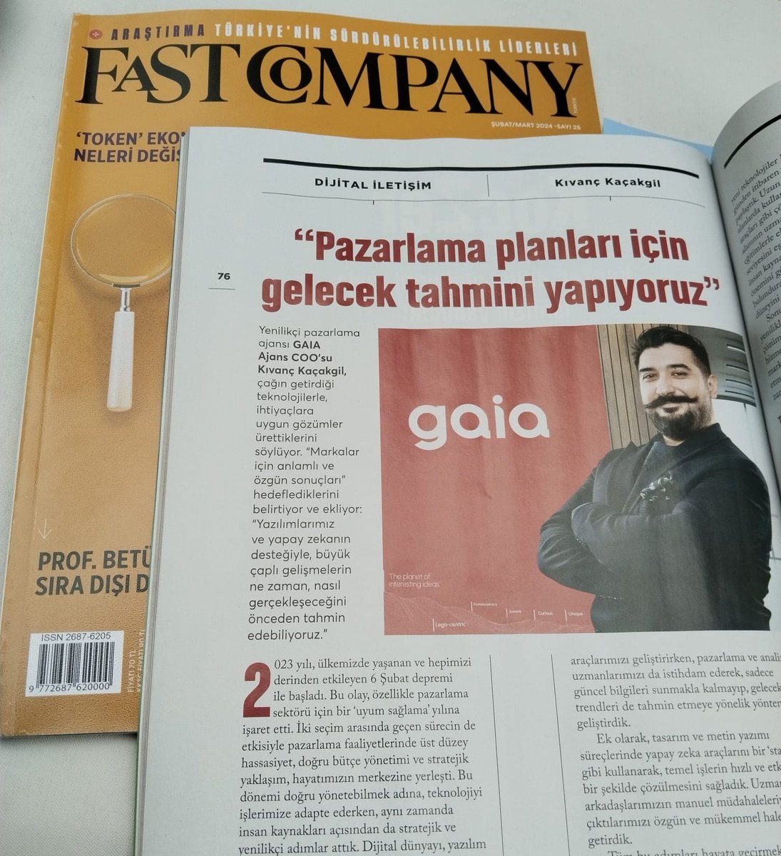 Türkiye'nin önde gelen iş dünyası dergilerinden Fast Company Türkiye'nin 25. sayısında COO'muz Kıvanç Kaçakgil iletişim stratejimizin yazılımlara ve yapay zekaya entegrasyonunu ve sektörel bazda gelecek projeksiyonlarımızın oluşum sürecini okurlarla paylaştı.