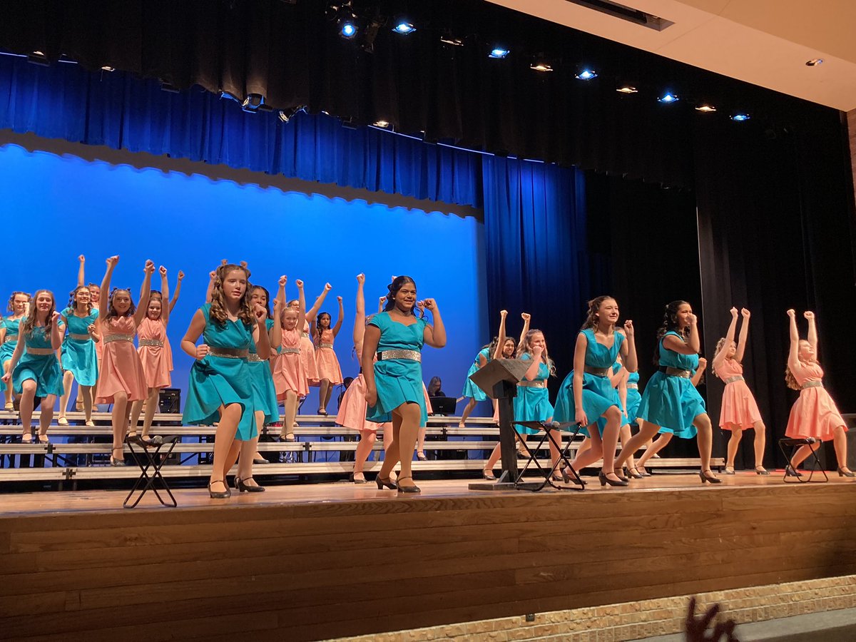 Millard North Middle School Show Choir tweet media