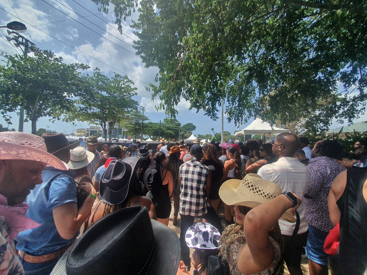 Faine Richards tweet media