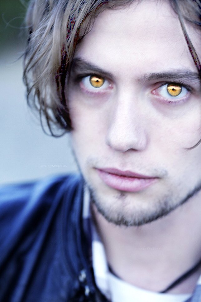 Jasper Hale tweet media