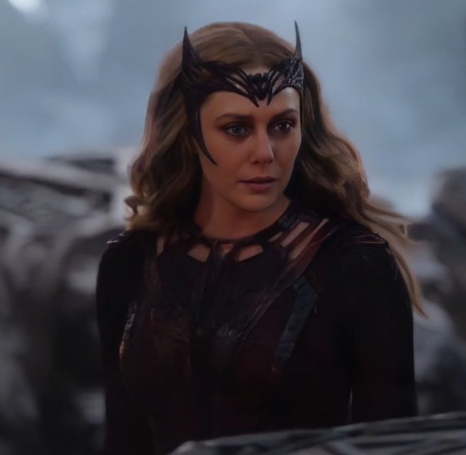 chaoticwxtch's tweet photo. happy birthday to every version of wanda maximoff ❤️‍🔥 https://t.co/RREGPhMIbP
