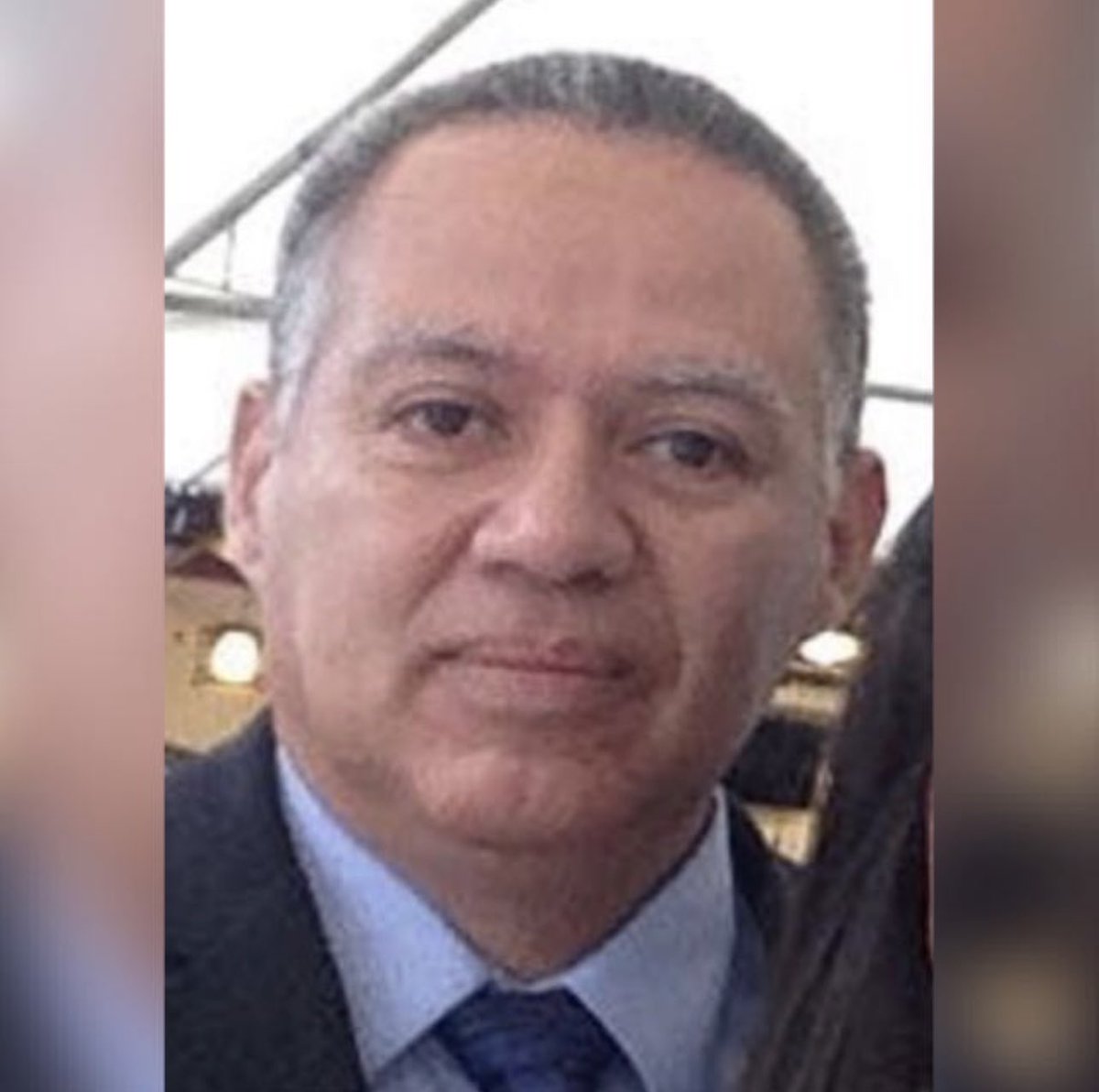 justiciawings's tweet photo. AYUDA A DAR CON EL PARADERO DE ESTAS PERSONAS

- CARLOS ENRIQUE ALAS MARTÍNEZ
- CARLOS ENRIQUE ALAS GONZÁLEZ
- PATRICIA LORENA GONZÁLEZ DE ALAS
- PATRICIA LORENA ALAS DE GONZÁLEZ

@FiscalGeneralSV @FGR_SV @lealgueraa @PNCSV @Vi11atoro @lanoticiasv @SivarNewsSV @SivarAlDia https://t.co/DaY9GFpKeh