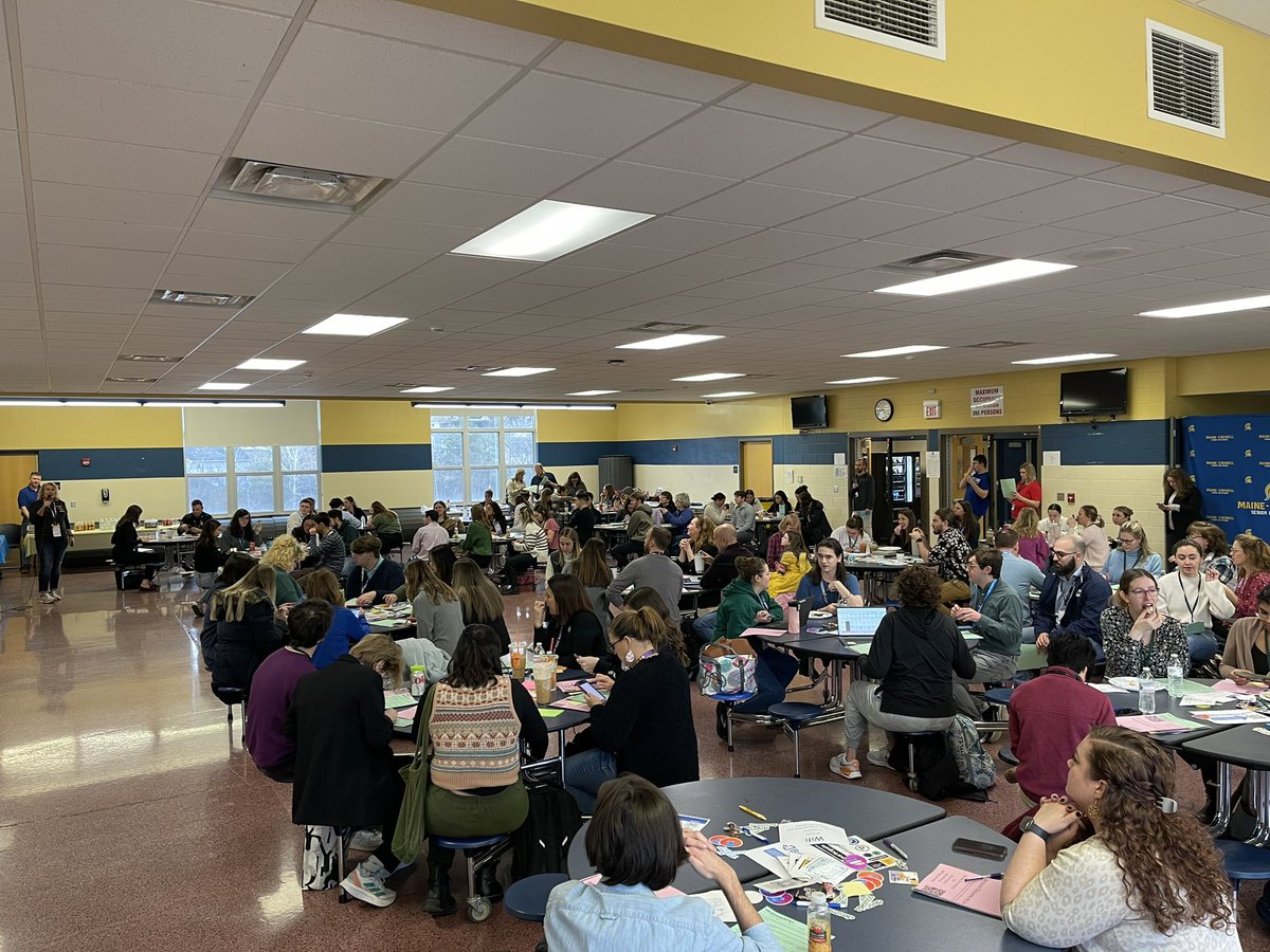 Such a fantastic day of learning with over 130 participants in today’s <a href="/EdCampSTNY/">EdCampSTNY</a>. I am so thankful for the network and experiences that <a href="/EdcampUSA/">Edcamp Community by Digital Promise</a> has helped me gain! Special shoutout to <a href="/MrsMurat/">Rachel Murat (she/her/hers)</a> who’s an incredible educator willing to go above and beyond 💙💛