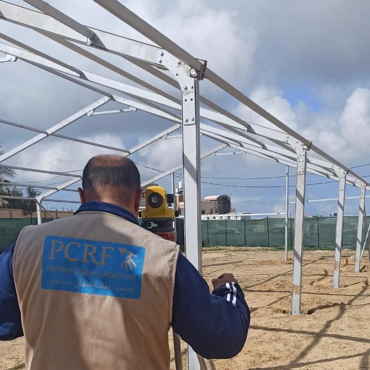 PCRF_Jordan's tweet photo. Owing to the catastrophic situation in the #Gaza Strip, our engineers have begun setting up a field hospital that will provide patients with urgent medical care. https://t.co/YGuBiTsaYP