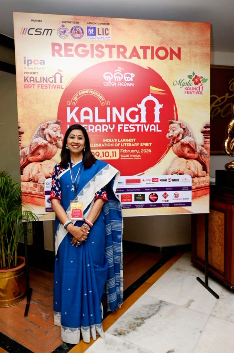 PakhiPanchami's tweet image. For the Kalinga Literary Festival, an unusual blue Kotpad tribal handloom saree from Odisha.

Wear Handloom, Support Weavers, Save Dying Weaves

PC: Ganesh Sahoo
#handloom
#handloomsarees
#handloomcotton
#weavesofindia
#weavers
#cottonsaree
#textilesofindia
#vocalforlocal