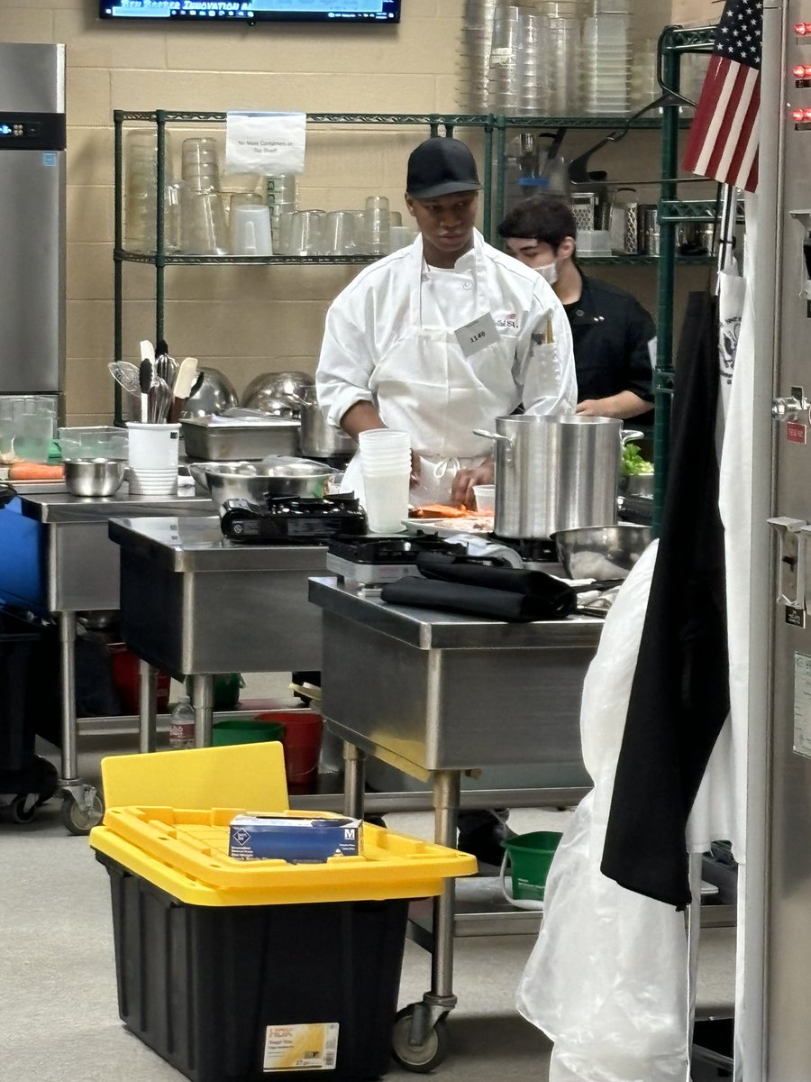 CHHS Culinary Arts tweet media