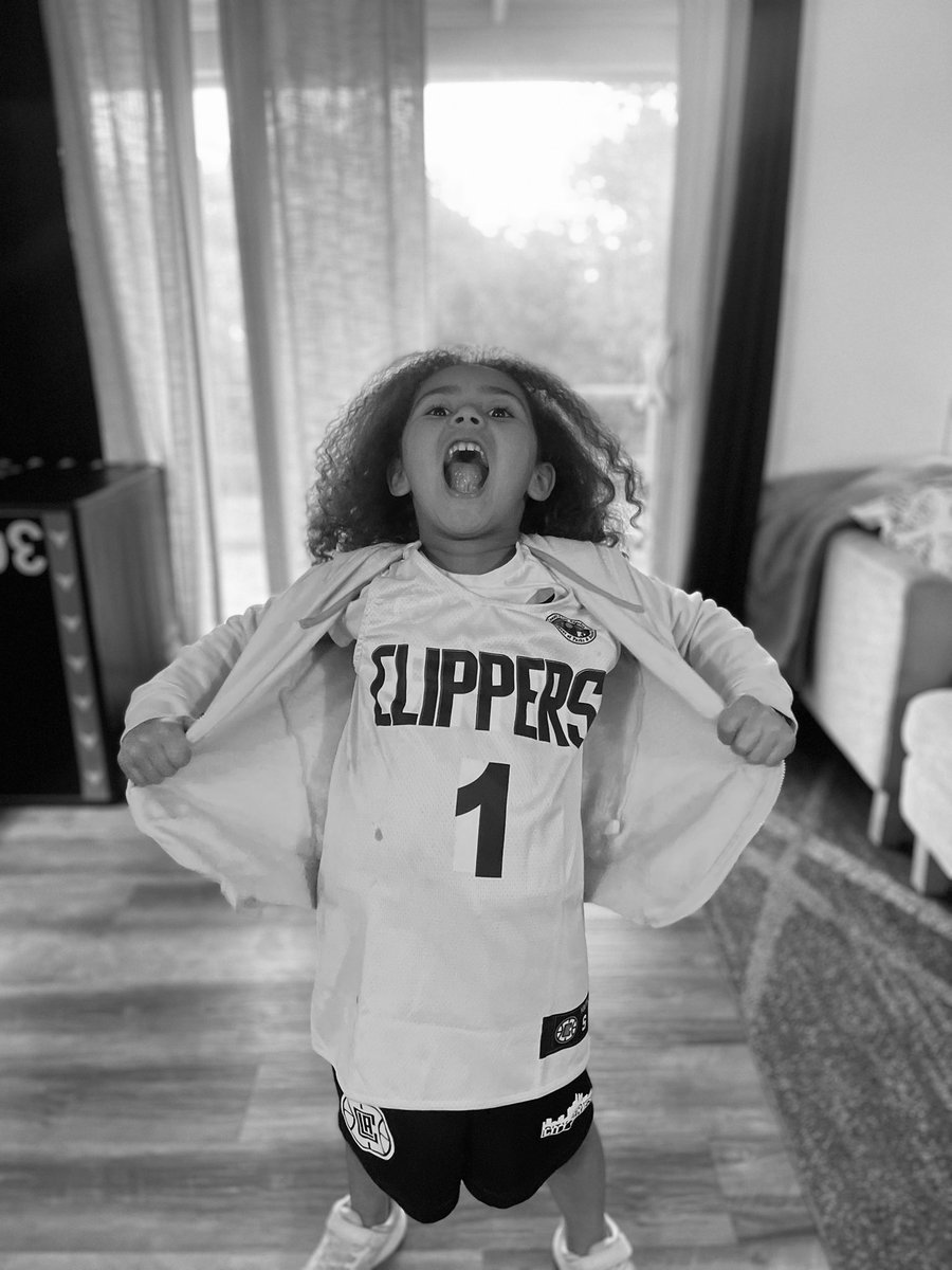 KingD👑 tweet media