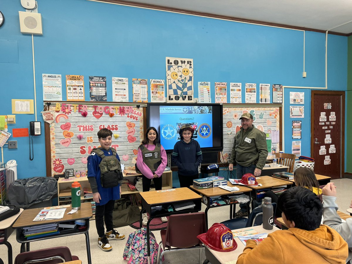 MrsMessados's tweet photo. Career Day at PSS was a blast! Thank you to all of the presenters! 
@polk_street #wearefranklinsquare https://t.co/cNUvaYd5rV