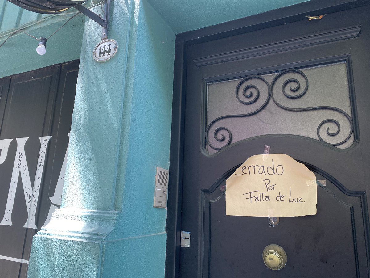 Cliente 4815555 48hs cerrados por falta de luz <a href="/OficialEdesur/">Edesur Argentina</a> <a href="/ENRE_ARG/">ENRE</a> <a href="/BAconsumidor/">DefensaAlConsumidor</a> <a href="/DNDConsumidor/">Subsecretaría de Defensa del Consumidor</a>