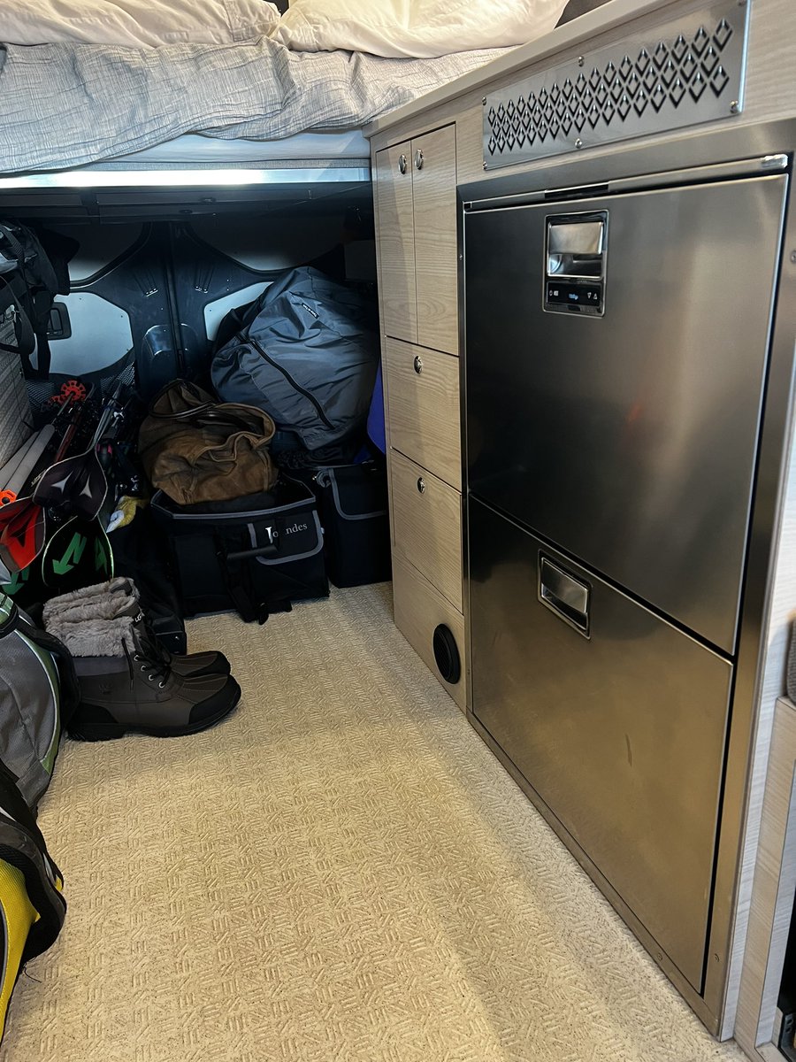 biggercapital's tweet image. No luxury, no living room, just moving equipment to where we want to use it. #wasatch #backcountryskiing