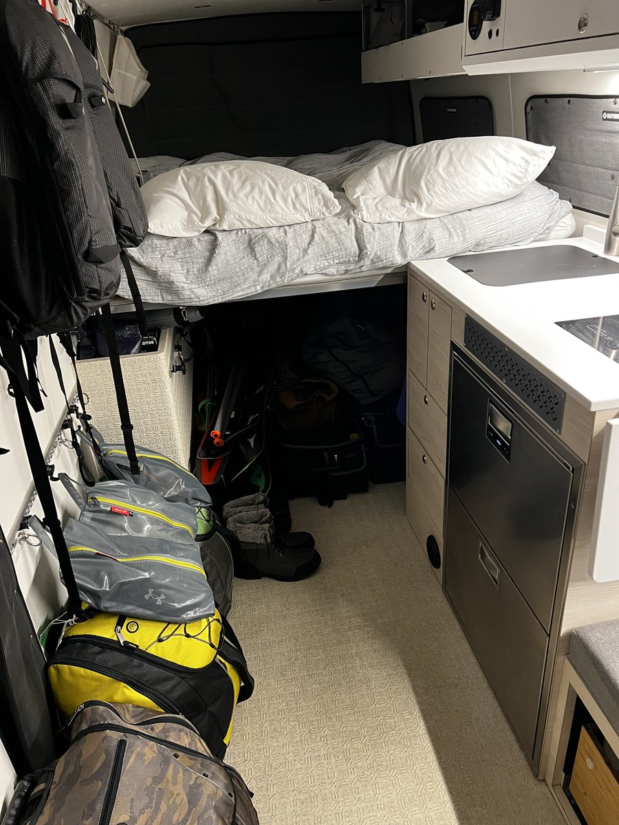 biggercapital's tweet image. No luxury, no living room, just moving equipment to where we want to use it. #wasatch #backcountryskiing