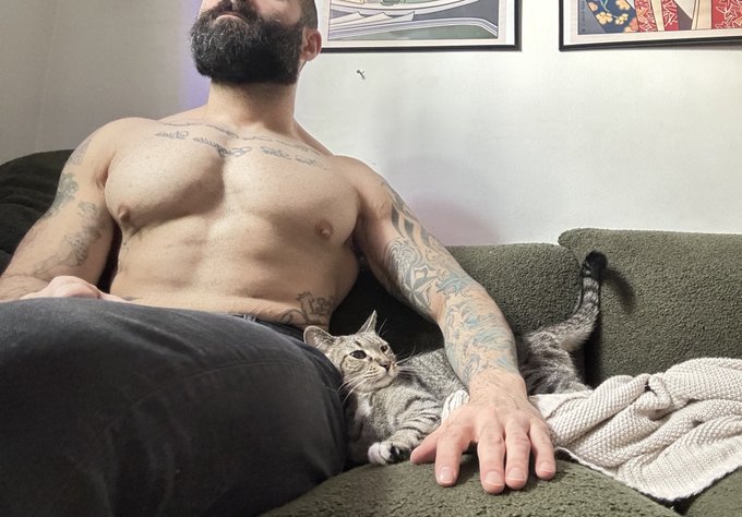 1 pic. Mornings with sky https://t.co/6XO2GfaLn3