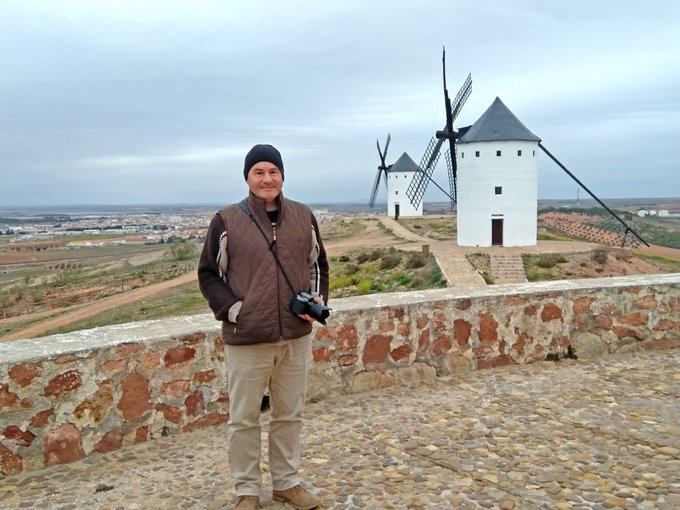 The legendary windmills in the La Mancha region, the land of the story of Don Quixote ⚔️🛡 https://t.<a href="/tag/provinciadecadiz"class="tags"><span>#provinciadecadiz</span></a>