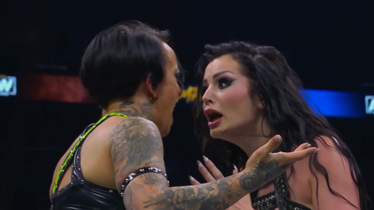SarayaSourceOrg's tweet image. HQ #AEWRampage Screencaptures: saraya-source.com/photos/thumbna…
#Saraya #Outcasts #AEW #AEWDynamite #AEWCollision 

(@Saraya)