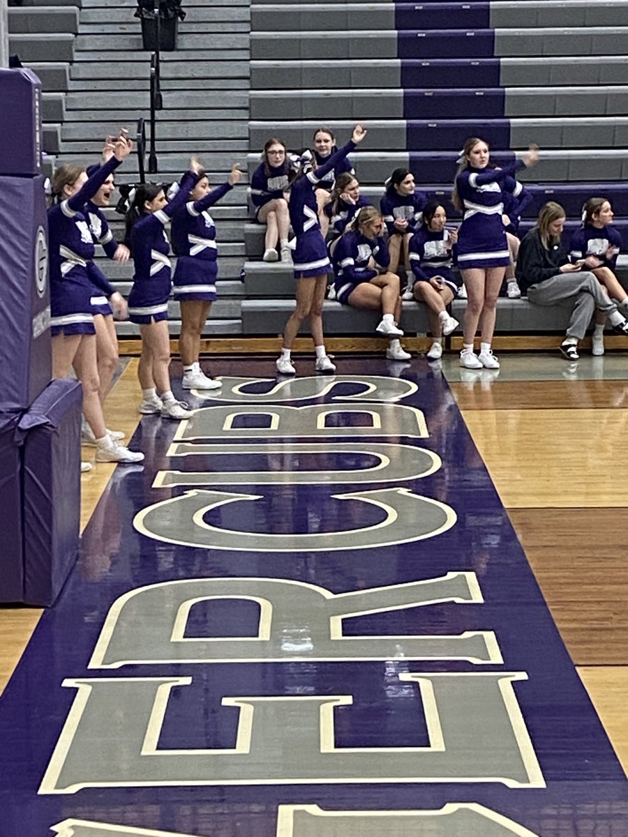 YolandaGoodpas2's tweet photo. JV County Cubs down 6 at Half @GHSPurplePride @GHSTigerCubs https://t.co/2UunIgZeAC