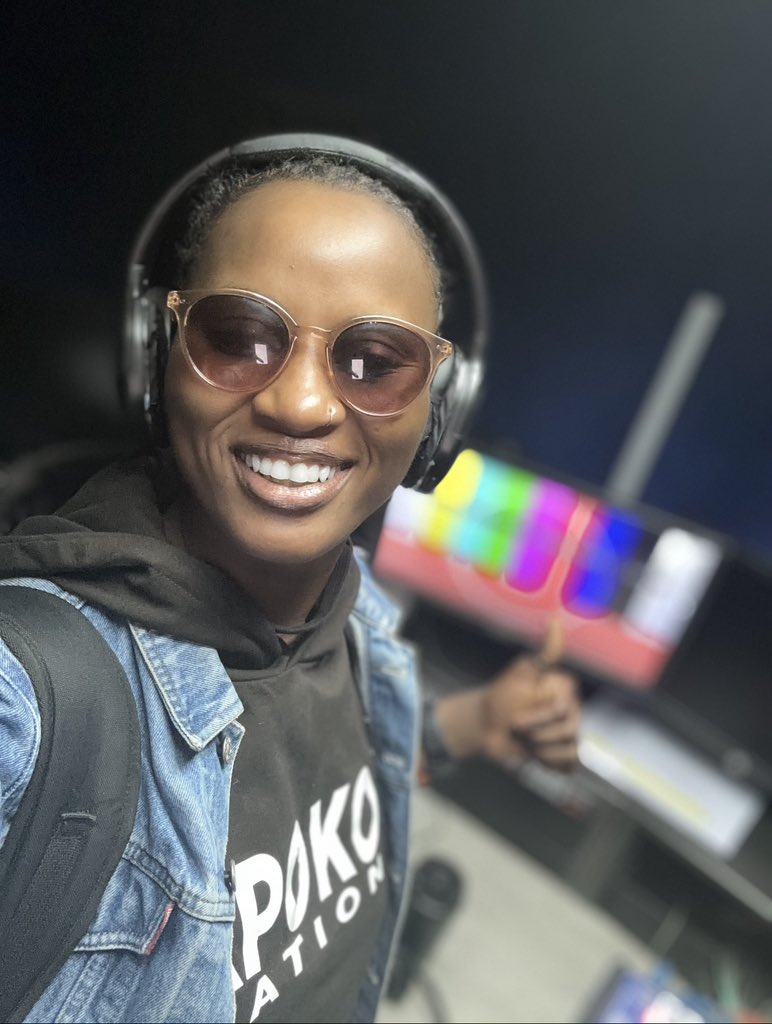 OfficialSuo's tweet image. Game face. Geared up. Morale high!!! 💣 

I will be your #OfficialPidginCommentator tonight as Nottingham Forest face Newcastle #Epl

&amp;amp;

#AFCON2023 #AFCONFinal as South Africa face DR Congo.

This night will be special on God.🎙️🔥

203 x @DStvNg x @SuperSportTV 

#Kpoko💛🙏