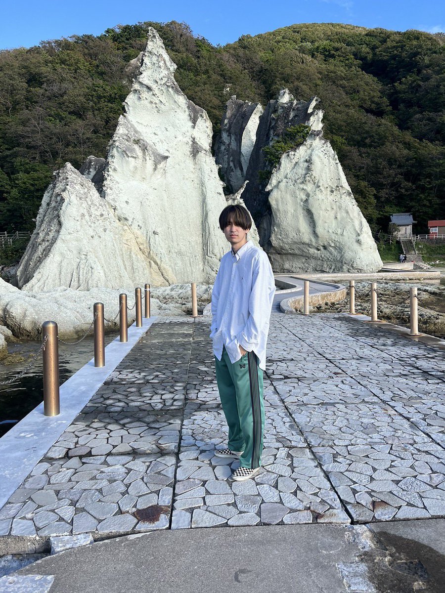 _nibobobo_'s tweet image. 今年は少しでも影響力つけてきたいな〜
てことで、久しぶりの夜更かし久しぶりのX
#日常垢
#日常垢さんと繋がりたい 
#お洒落さんと繋がりたい