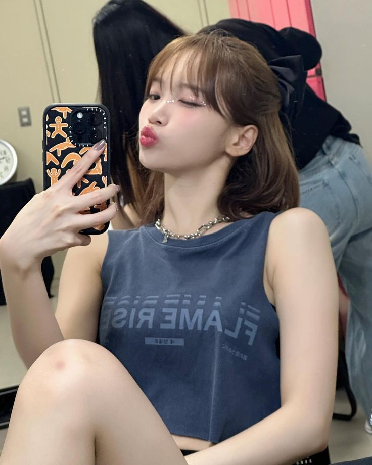 sserapics's tweet photo. she wants me so bad https://t.co/p1LN4TPFZw