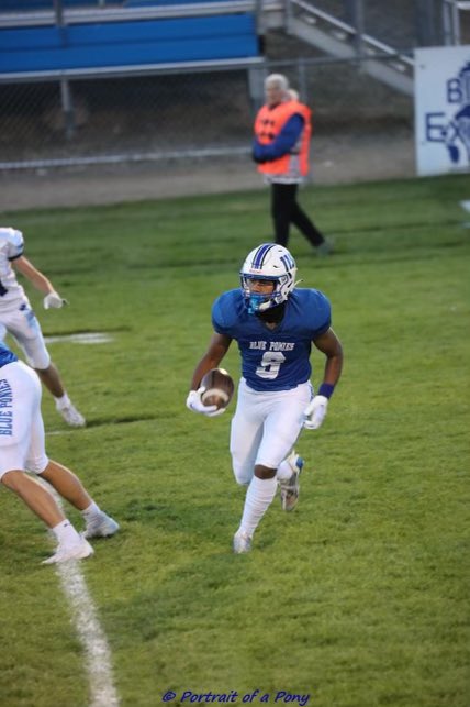 lwj_productions's tweet photo. #RecruitSpotlight 2025 3YR starter- Montana college football prospect, Tre Gary from Havre, MT! 🏈 @TreGary2 

"Tre is one of the most talented players I have ever coached, a versatile force on both sides of the ball. His work ethic and football IQ set him apart. A big-time competitor and fantastic teammate." - Jake Eldridge, HC Havre FB

🔒All-State/Conference WR/CB
🪜6’0
⚖️185LB
📍Havre, MT
🚌Havre HS

Watch his Junior Season Highlights: https://t.co/mLW5HZM7D6

#mtscores #prepfootball #allstate #allconference #tregary2025 #classof2025