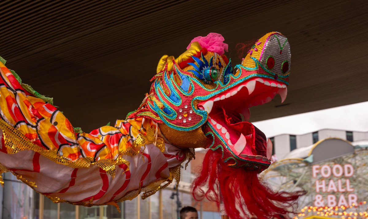 Dragon dancing up an appetite for #chinesenewyear at #greenwichpeninsula #dragon #dragonsofinstagram #greenwich #dragondancing