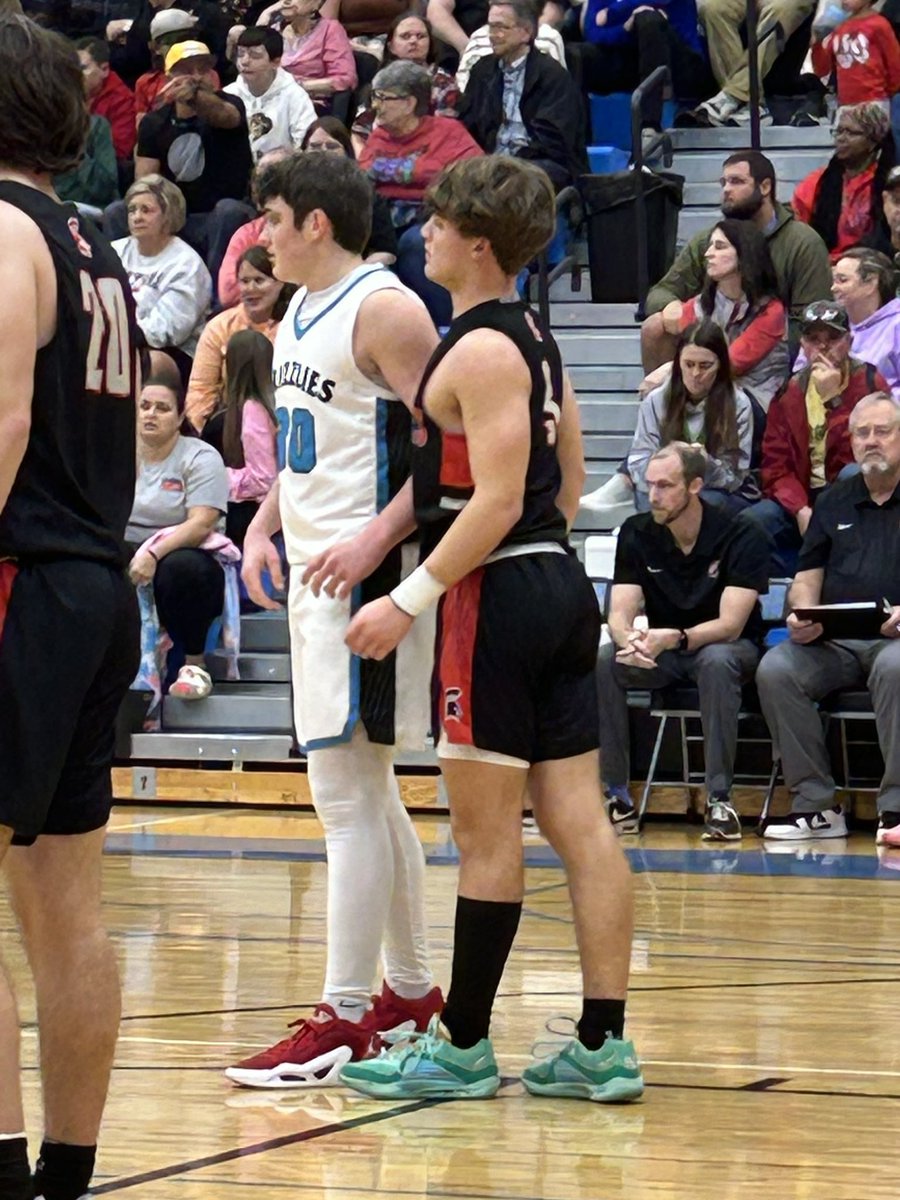 WFHS Basketball tweet media