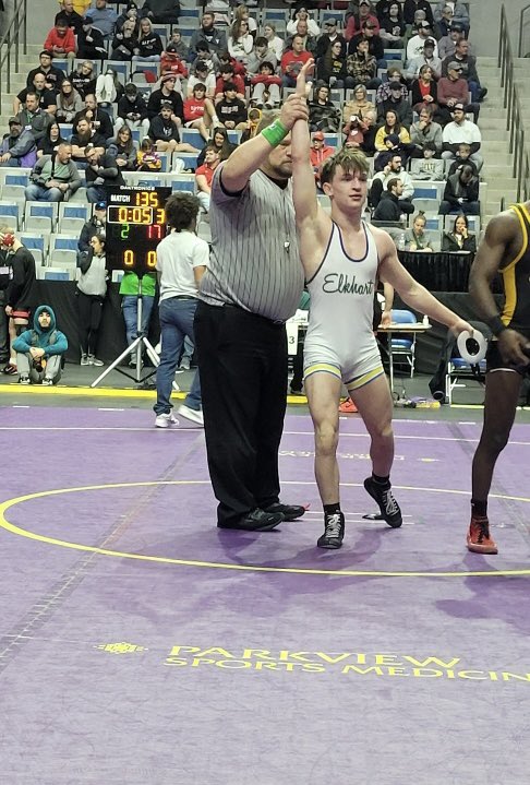 ElkhartHSSports's tweet photo. Cam Dews punched his ticket 🎫 going to state 138! https://t.co/UjHo9otmuj