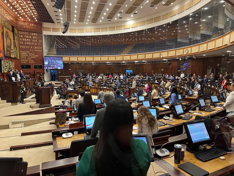 eluniversocom's tweet photo. Asamblea Nacional acelera trámite de reformas para endurecer penas, eliminar beneficios penitenciarios y sancionar a jueces y fiscales que favorezcan al crimen organizado https://t.co/dZkcI1BunS https://t.co/xwlqUHr5pO