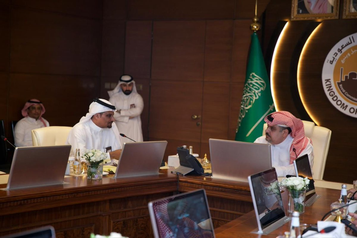 abdulrahman's tweet photo. المستقبل ينبئ أن @rcjazan ستخطف الأنظار 
ففي زيارتي اليوم لـ #مدينة_جازان_للصناعات_الأساسية_والتحويلية
أبهرتني المزايا والممكنات الموجودة بداخل تلك المدينة! 
من حيث الكفاءات البشرية عالية التميز، وموقعها الجغرافي الاستراتيجي بالقرب من مطار الملك عبدالله الدولي الجديد، وبذات الوقت يطل بها على شواطئ البحر الأحمر مما يجعلها قريبة من الأسواق العالمية ويتيح لها توفير فرص استثمارية لا مثيل لها