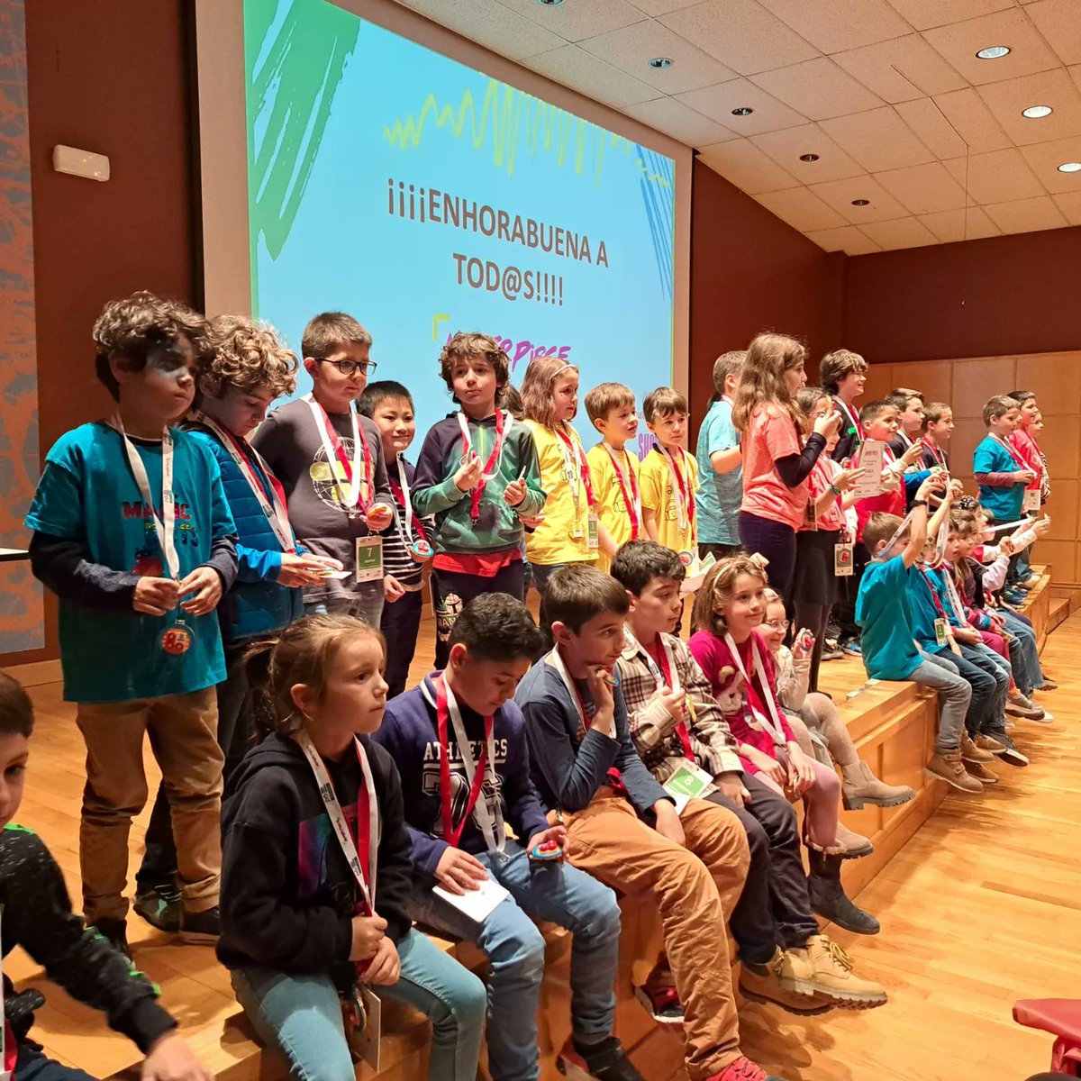 pamplonetario's tweet photo. ENHORABUENA A TODAS LAS PERSONAS QUE HAN PARTICIPADO EN ESTA @firstlegoleague  #FLLExplore
¡Ha sido impresionante ver el trabajo en equipo que hay detrás de todos los proyectos! @gob_na  @IngenieraSoy  @NASERTIC  #FLLSpain #FLLNavarra #TracasaWomenTIC 

¡Mañana #FLLchallenge ! https://t.co/ybtzMuqWeZ