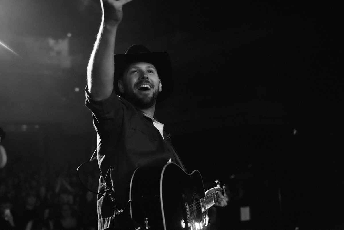 BrettKissel's tweet photo. THUNDER BAY 🔥
#TheCompassTour #Ontario https://t.co/3EygZWwLNq
