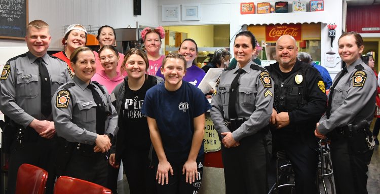 Troopers Lauren Lesher / Sara Barrett tweet media