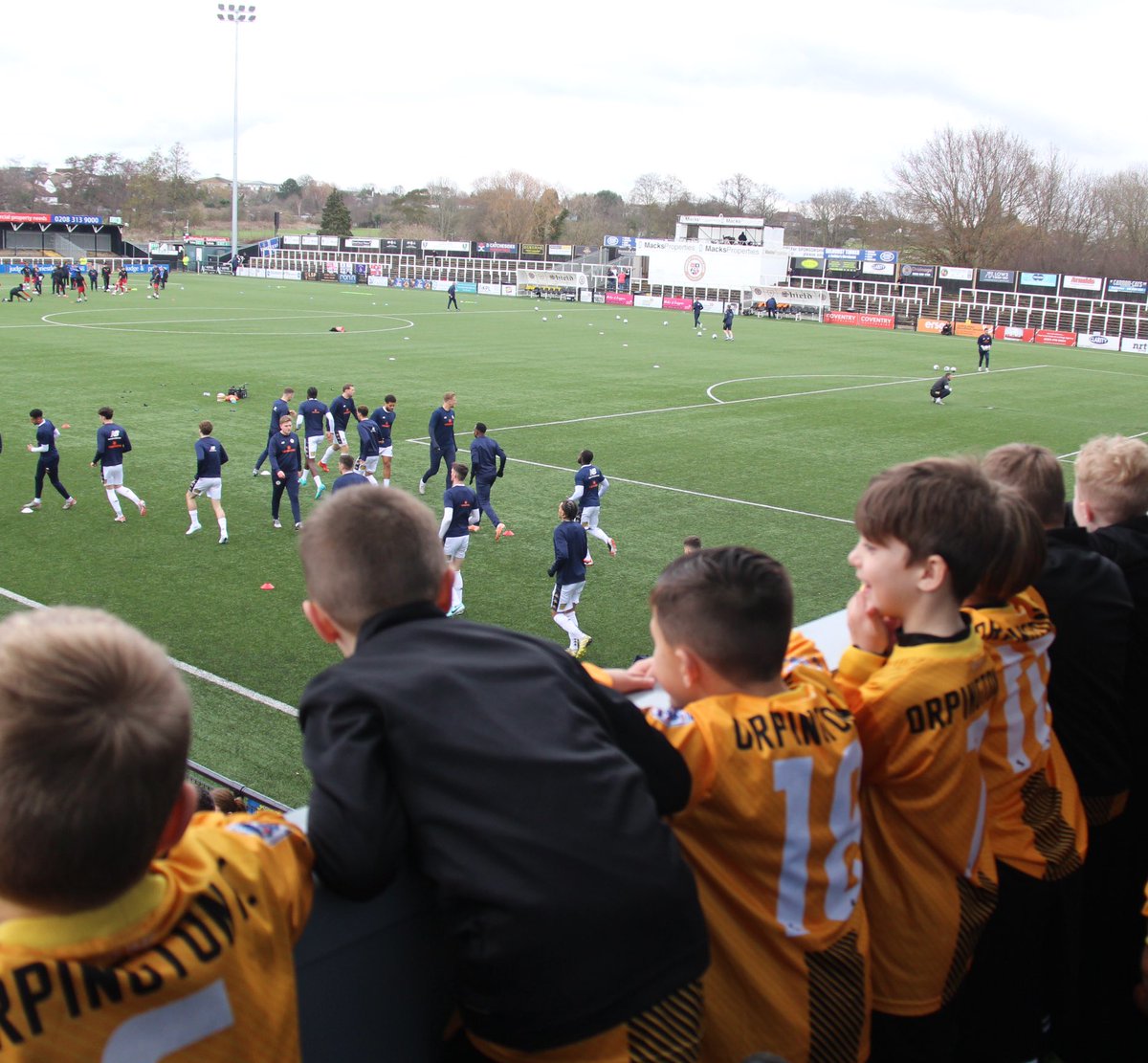 Thank you to @OrpingtonFC Colts U7 for taking part in our match-day experience today ! ⚽️ Into the hat for another draw and should it be a home game, this could be you too 🙌 📲: Community@bromleyfc.org - To register your interest #PlayingOurPart | #WeAreBromley