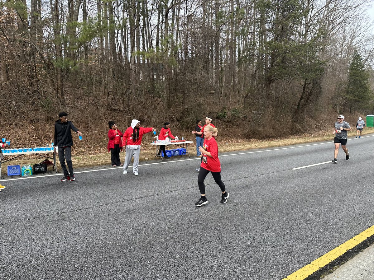 ShilohGenerals's tweet photo. Day 144A: Weekend Edition - Shiloh students, faculty, & staff at this morning’s Run the Reagan charity event. 🏃🏽♀️🏃🏽♀️ A big Generals #Salute to HOSA & Upward Bound members for passing out water & to our custodial staff who completed the half marathon 🫡🫡🫡 #MoreThan180DaysofPRIDE https://t.co/NP5ELeFEI3