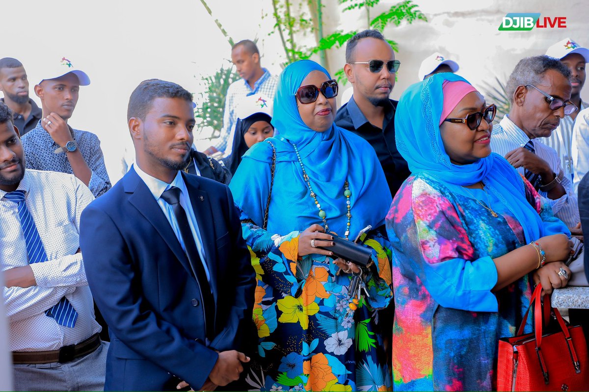 LiveDjib's tweet photo. Revivon les moments forts de l’inauguration du tout premier Centre de Mentorat des Jeunes Dirigeants d’Entreprises Djiboutiens, 🚀🌍 #DjibEntreprendre #Innovation #Entrepreneuriat #cle #cjed #mentorat
@mefidjibouti
@MJCDjibouti
@CJEDdjiboutiens
@centre_cle
#Djibouti https://t.co/R4c0kB8ljK