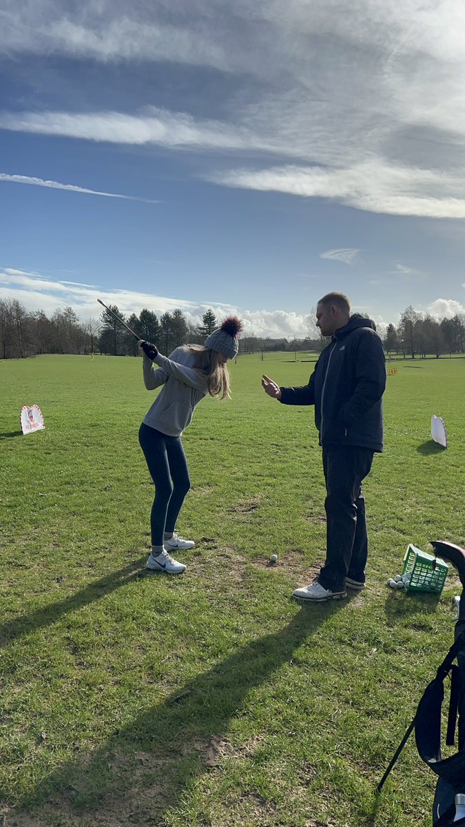 ellie_w_golf's tweet photo. Saturday morning and Saturday afternoon. Productive day 👊 #golfcoaching #coach #golfswing #gym #gettingstronger #fitness #davidlloyd #sunnyday #legday #putheworkin https://t.co/r6SHnh3F8o