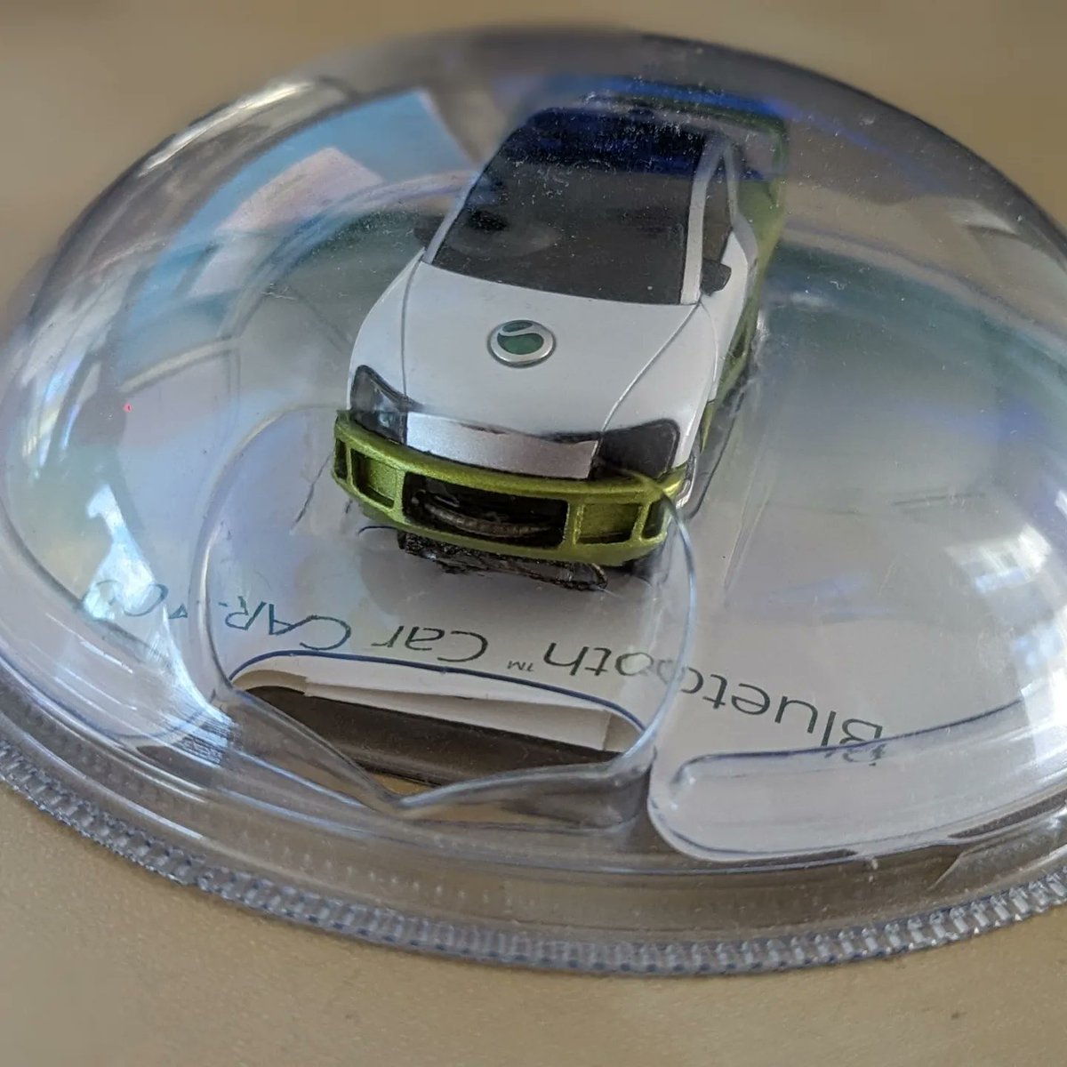 MobileKeepers's tweet photo. SonyEriccson CAR-100 Bluetooth Car
Released in 2004, 20 years ago.

#sonyericsson #retrotech #gadgets #car #phone #toy #mobilekeepers #phonekeepers https://t.co/42ZWfS4APx