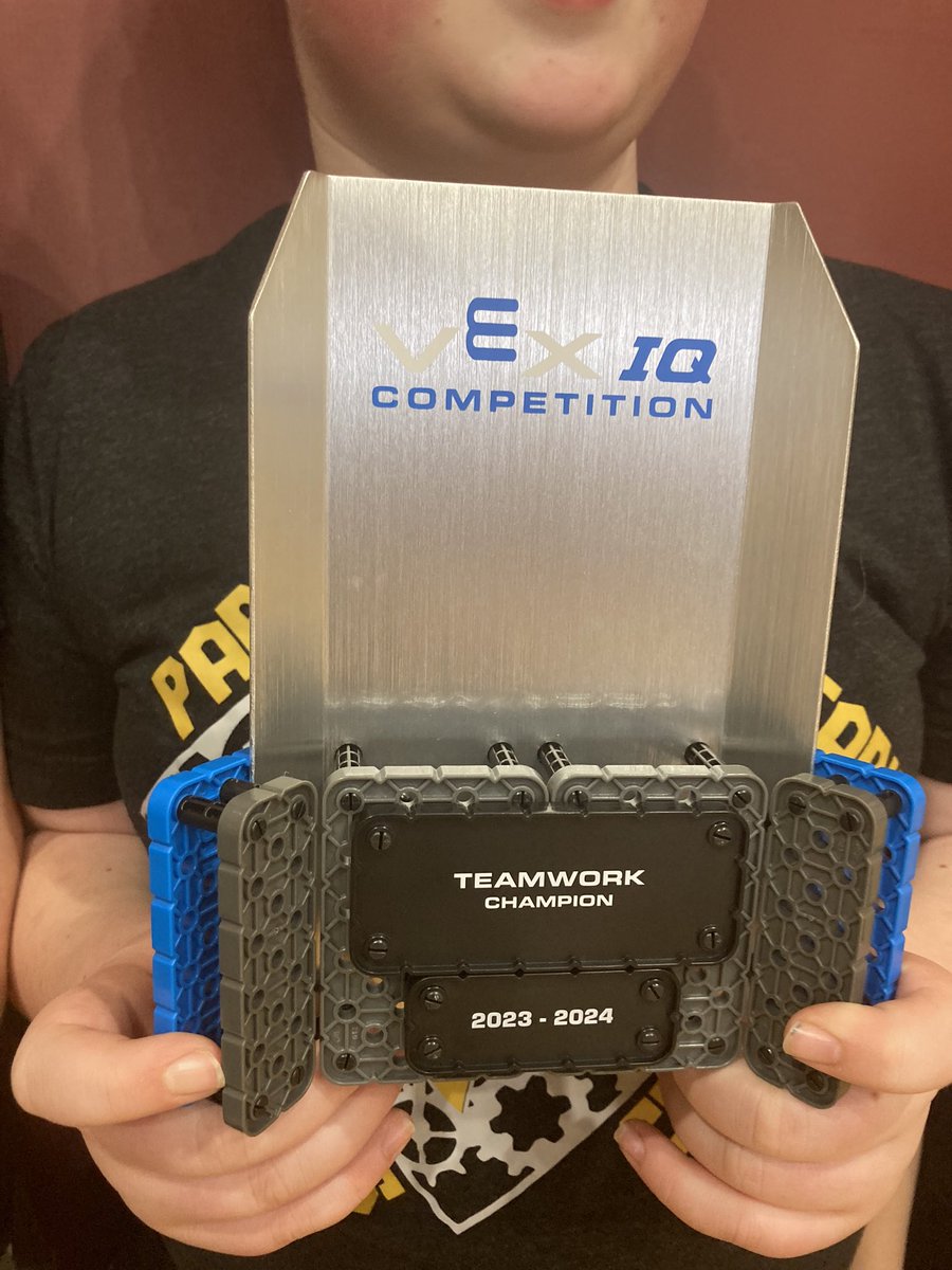 We’re going to state!! #Robotics #VEX #WeAreMG <a href="/Miss_Lugar/">Hope Lugar 🌼</a>